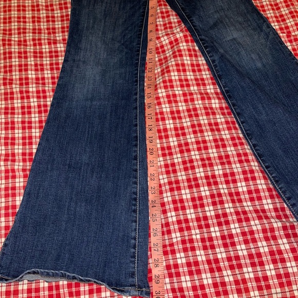 American Eagle Super Hi Rise Flare Blue Denim Jeans High Waisted Size 6 Regular - Picture 9 of 10